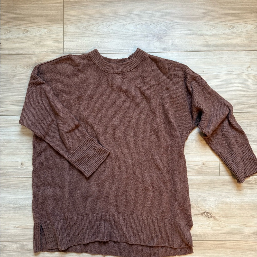 Abercrombie & Fitch Brown Crewneck Sweater